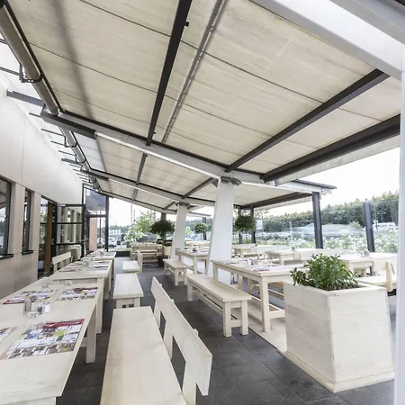 فندق Hotel Wemperhardt