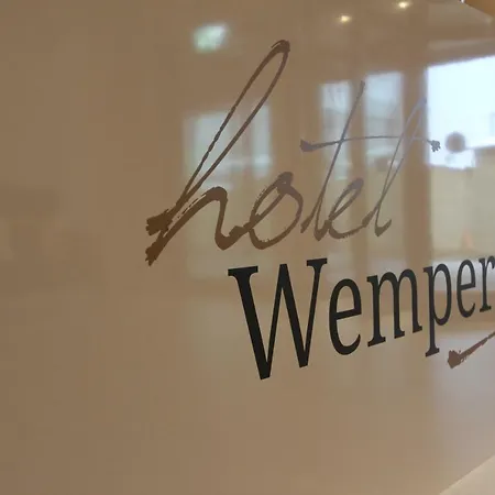 فندق Hotel Wemperhardt 4*