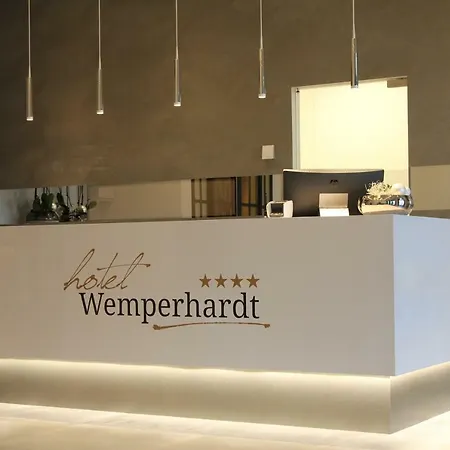 فندق Hotel Wemperhardt Wemperhardt